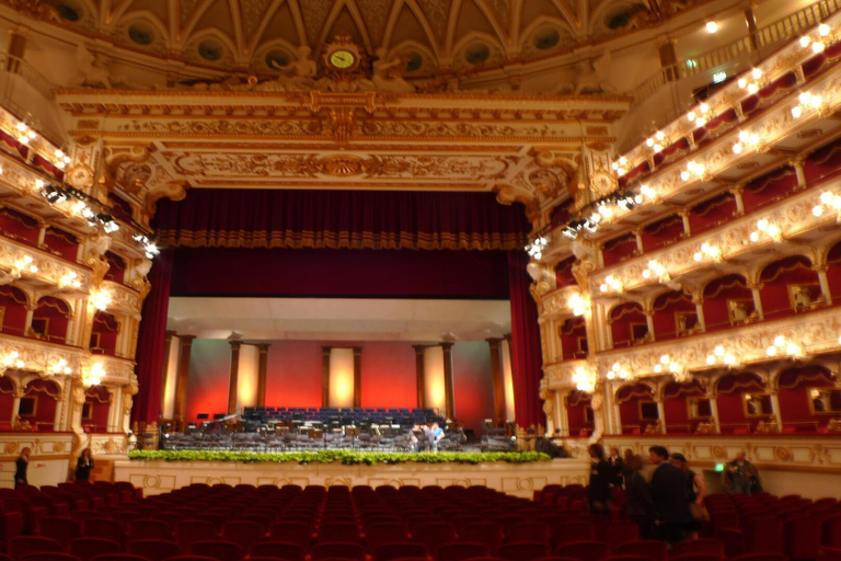 Buenos Aires: Teatro Colón Entry Ticket and Guided Tour Teatro Colón Ticket and Guided Tour in Portuguese