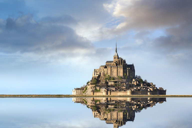 PARIS: Mont Saint Michel Private Transfer Van