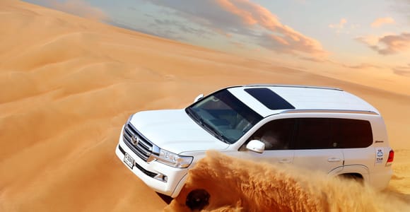 Dubai: Luxury Desert Safari, 5-Star Dinner & Shows
