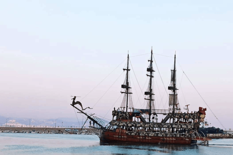 All-inclusive-Piratenbootstour in Alanya mit Transfer.All-inclusive-Piratenbootfahrt in Alanya mit Transfer.