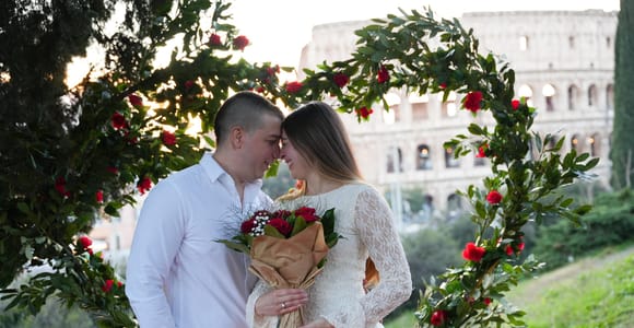 Rome: Portrait Photoshoot with Decorations setup