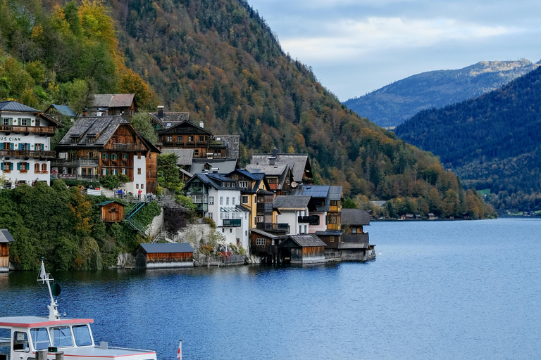 From Vienna: Hallstatt and Salzburg Full-Day Guided Tour