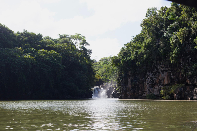 Mauritius: Seas the Day Lagoon Discovery Boat