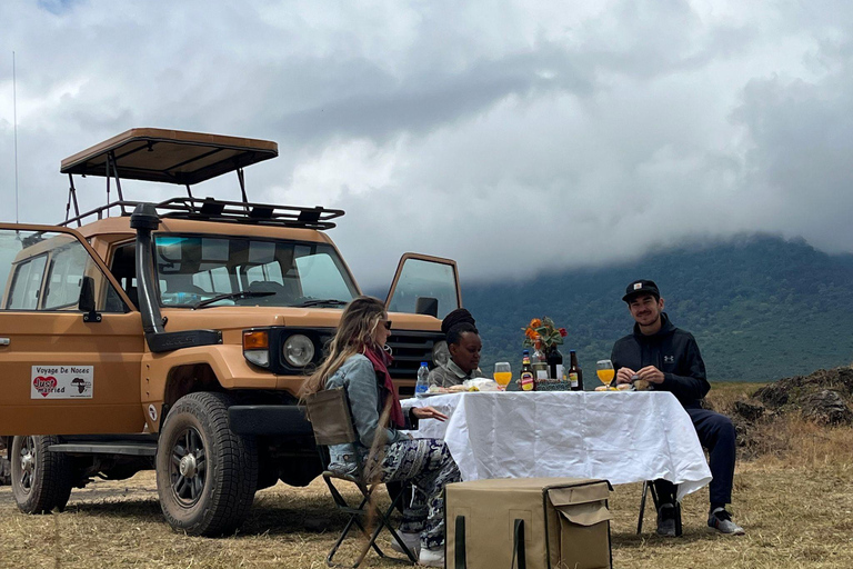 阿鲁沙：4日中档住宿游猎之旅阿鲁沙：4天中档住宿游猎之旅