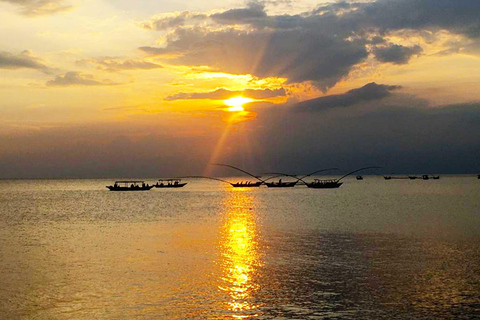 4 Day Romantic Honeymoon Escape to Lake Kivu