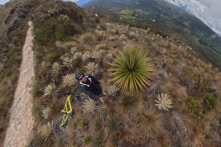 Bogota: Custom E-Bike Adventure – Mountains or City Tour