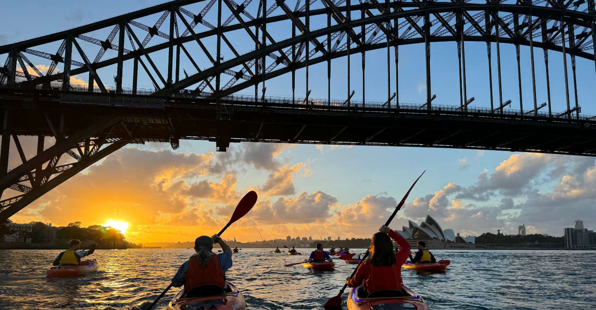 Sydney: Sunrise Kayak, Opera House & Under Harbour Bridge