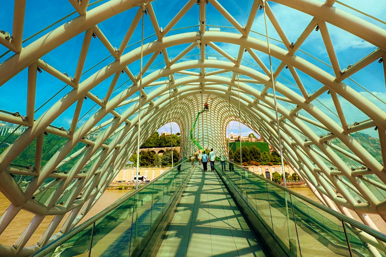 Authentic and secret Tbilisi – Private tour (price for 1 to 3 people)