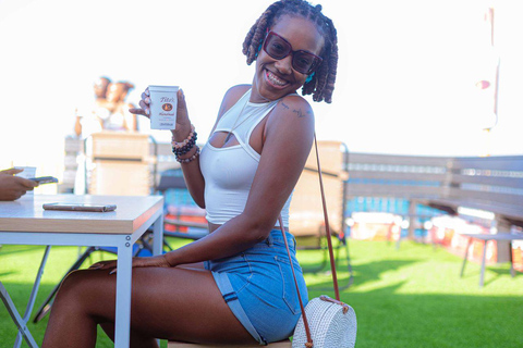 Montego Bay : Poko Loko Floating Bar Island Chill TourMontego Bay : Excursion détente sur l&#039;île du bar flottant Poko Loko