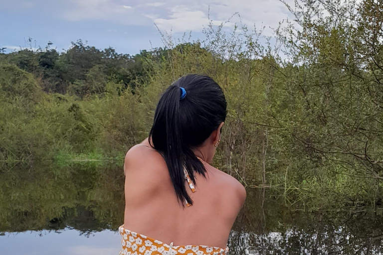 Manaus: Riverside Experience Tour, Fishing, Connection and Lunch Included.