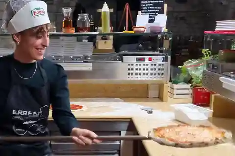 Putignano: Make and Taste Gourmet Pizza