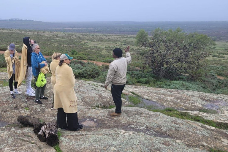 Cape Town: West Coast San Cultural Tour, entry fees & Meal