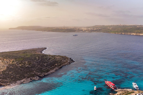 Mellieha: Comino Sunset Small Boat Cruise with Swim Stops