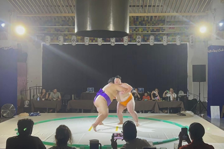 Osaka : Spectacle privé de Sumo et expérience complète avec Hot PotSpectacle privé avec repas chaud