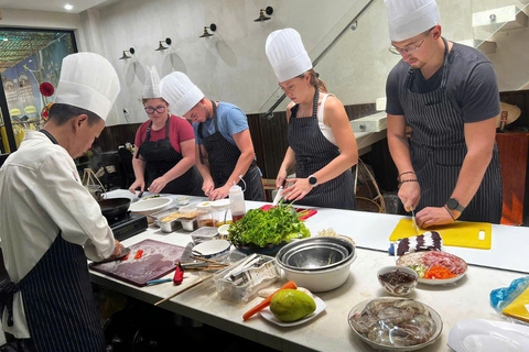 Private cooking class tour with Pro Chef