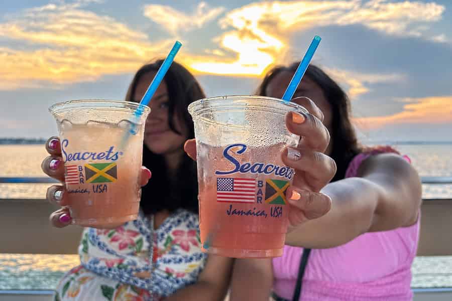 Ocean City: 1-stündige Tiki-Bootsfahrt. Foto: GetYourGuide Ocean City: 1-stündige Tiki-Bootsfahrt. Foto: GetYourGuide