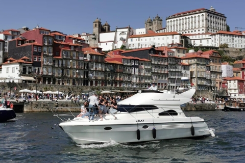 Porto : Visite en yacht de luxe des 6 ponts et de l'estuaire du DouroVisite partagée au coucher du soleil