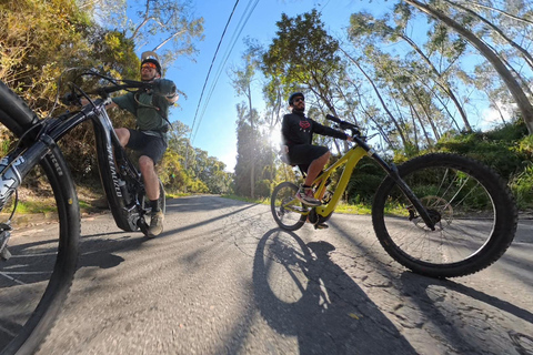 Bogota: Custom E-Bike Adventure – Mountains or City Tour