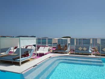 Ibiza: Beach Club & Jetski Experience