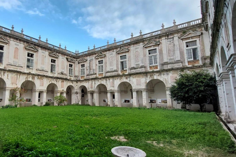 Lisbon: Graça Church Entry Ticket with Drink on the Terrace