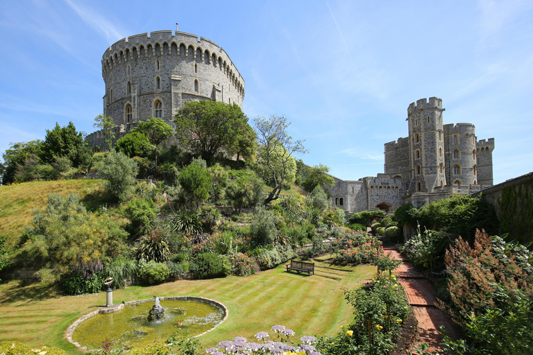 London: Windsor Castle Tour w/ Entry Ticket & Transportation