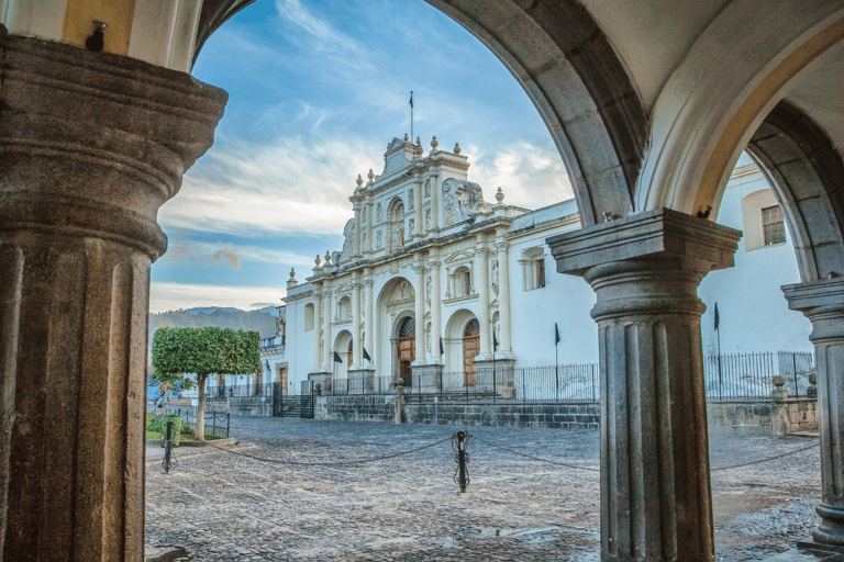 Trasferimento privato da Antigua all&#039;aeroporto di La Aurora