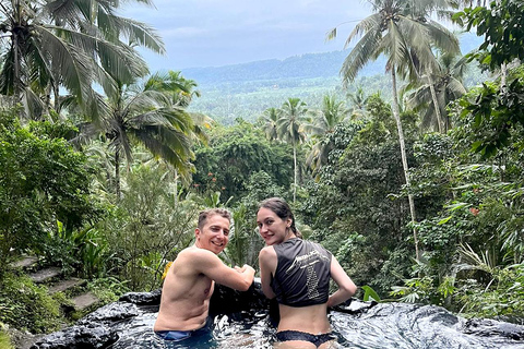 Bali : Atelier de joaillerie en argent de Sidemen et randonnée à véloAventure cycliste à Sidemen et chute d&#039;eau à Gembleng