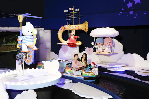 Tokyo: Sanrio Puroland Entry Ticket for Overseas Visitors Sanrio Puroland Entry Ticket (Overseas Visitors Only)
