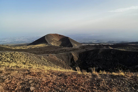 Mt. Etna: Volcano Tour from Catania with Certified Guide and Tasting Etna: Tour from Catania to discover the volcano with a certified guide