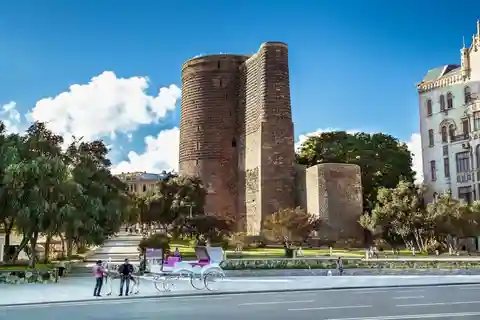Private Baku City