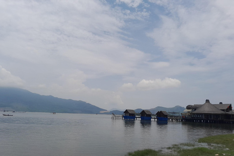 Hoi An to Phong Nha by Private Car with Stops Along The Way