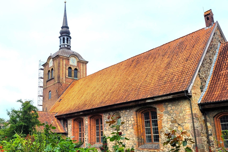 Flensburg: Spokojny spacer po historycznym Starym Mieście i porcie