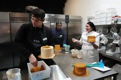 London: Medovik Cake Masterclass with Prosecco