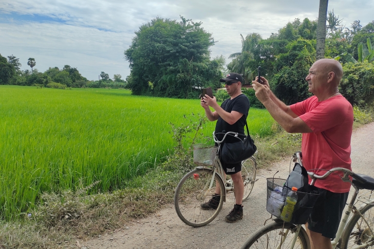 Fietsen door het dorp en het platteland - halve dag 's ochtendsOdambang dorp fietstocht
