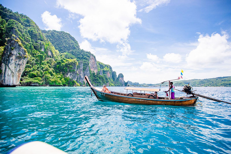 Phi Phi : Excursion d'une demi-journée à Phi Phi pour faire de la plongée en apnée en bateau à longue queue