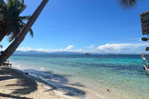 San Blas: tour with snorkeling, lunch and transportation
