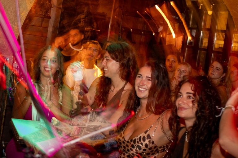 Rhodes Nightlife: Pub Crawl Old Town - 5 Bars & Free Shots