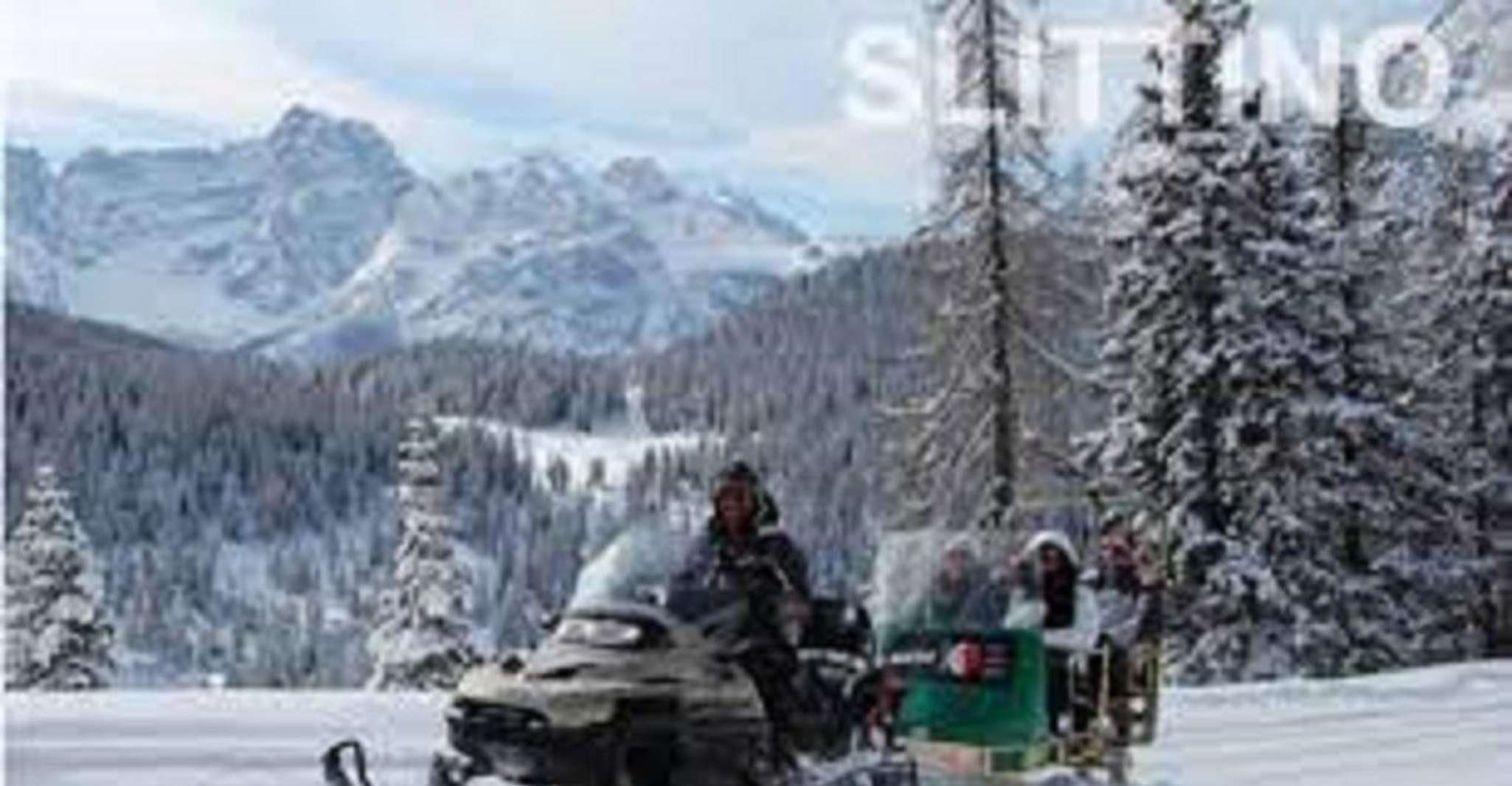 From Venice, Dolomites and Lake Braies Day Trip by Minivan - Hizvo