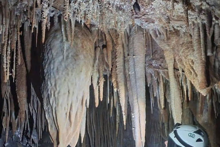 Tunezyjska przygoda: Jaskinie, przyroda i kultura w 5 dni