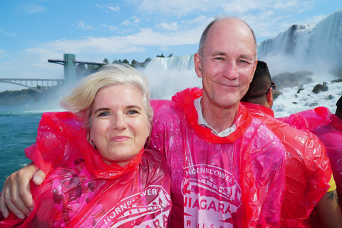 Toronto: Viagem de 1 dia para pequenos grupos de luxo às Cataratas do NiágaraToronto: Excursão de Luxo às Cataratas do Niágara de 1 Dia em Grupo Pequeno