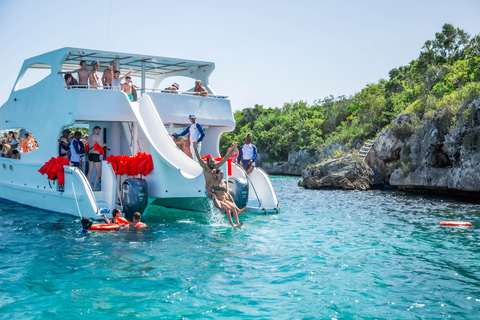 Catalina Snorkeling at The Wall & Altos de Chavón Tour