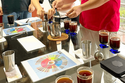 Bogota: Coffee Cupping and Sensory Art Workshop Premium Experience with Lunch
