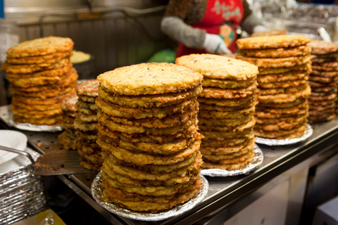 Aventura única de comida auténtica en el mercado de GwangjangSamll Tour gastronómico a pie en grupo