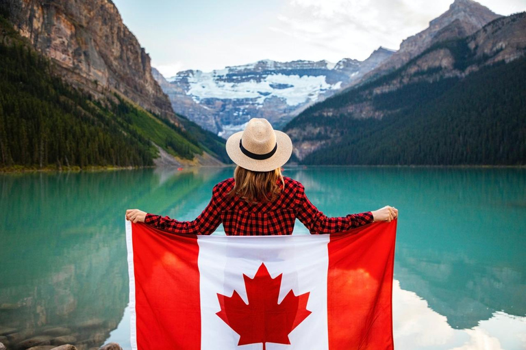 Lago Louise e Lago Moraine: Tour em pequenos gruposVocê será buscado em Banff às 9h45