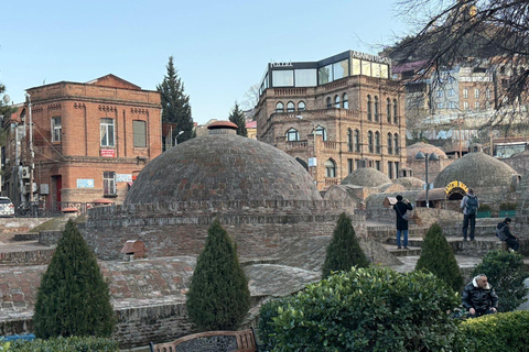 Tbilisi: Old Town Historic Walk