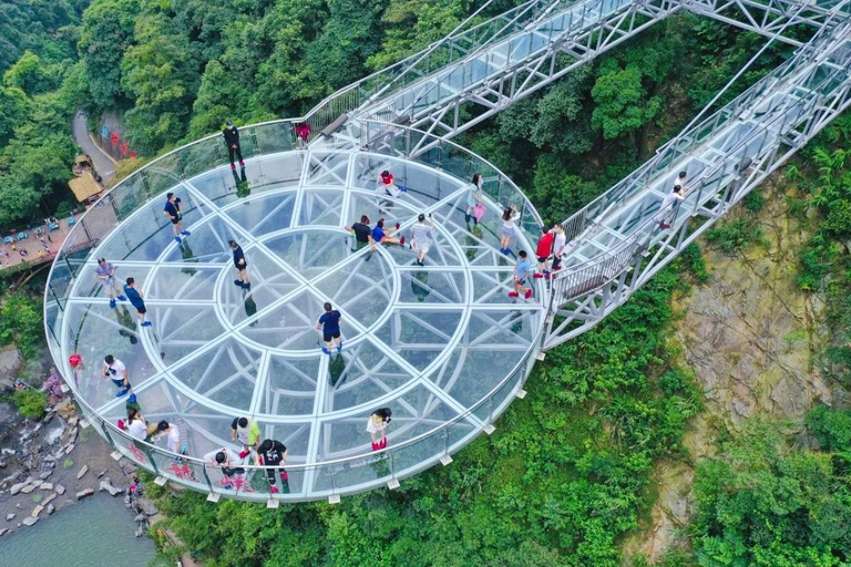 Guangzhou-Qingyuan Gulong Gorge 1-Day Private Tour