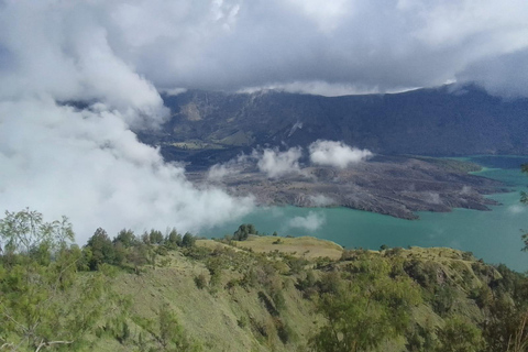 Lombok: Excursão de 2 dias pela borda da cratera do Monte Rinjani