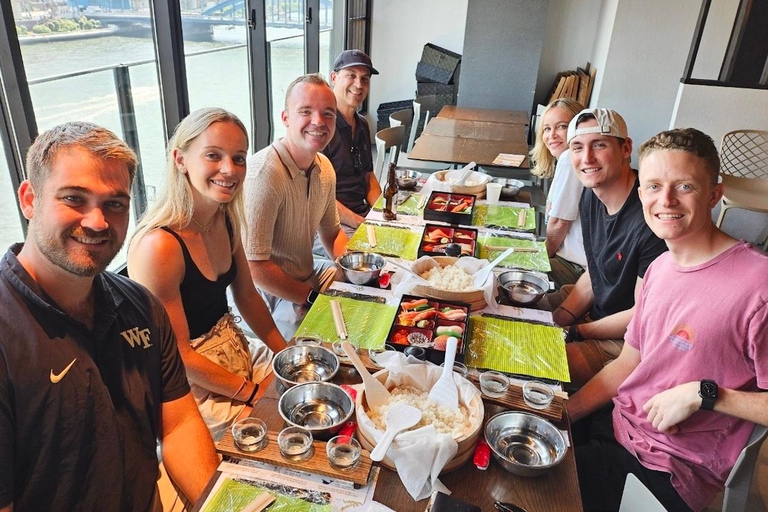 Osaka: Preparare il sushi Osaka. Maki e Sushi standard giapponese