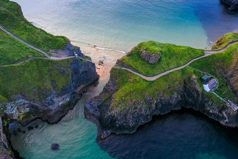 Belfast: Antrim Coast, Castles & Giant’s Causeway Tour