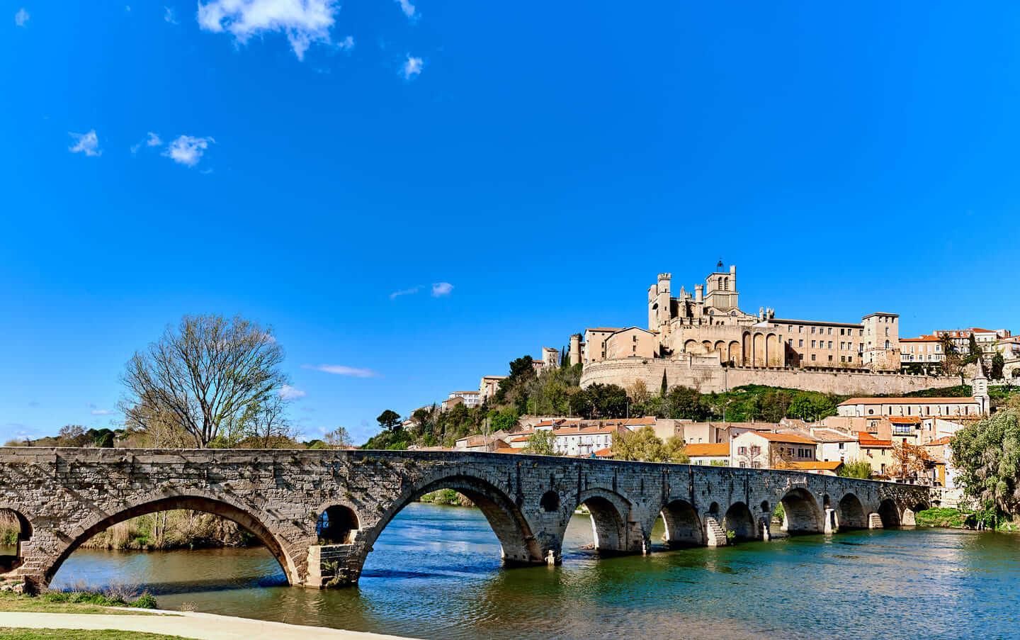 Hallo Béziers: Privater 2-stündiger Einführungsrundgang mit ortskundigem Guide